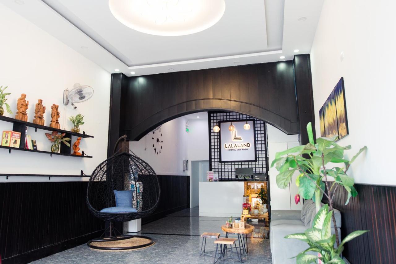 Lalaland Hostel Куїнон Екстер'єр фото