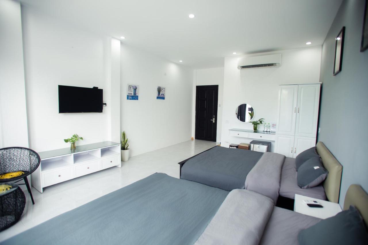 Lalaland Hostel Куїнон Екстер'єр фото